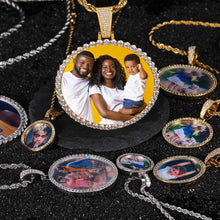 Load image into Gallery viewer, Custom 3D Round Photo Pendant